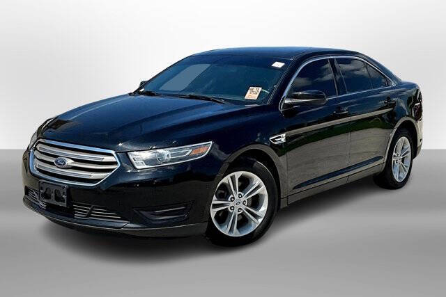 2018 Ford Taurus SEL