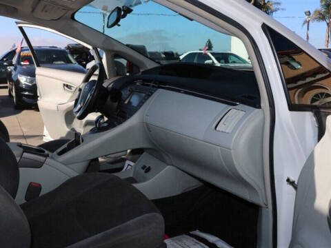 2014 Toyota Prius Three