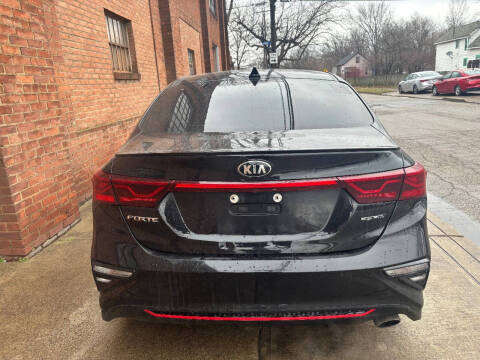 2020 Kia Forte GT Line