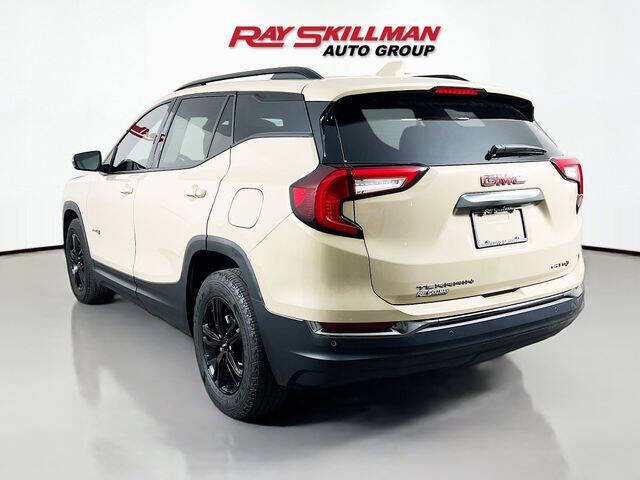 2023 GMC Terrain AT4