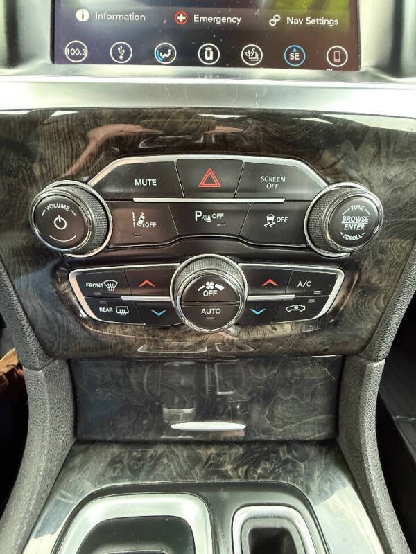 2018 Chrysler 300 Limited