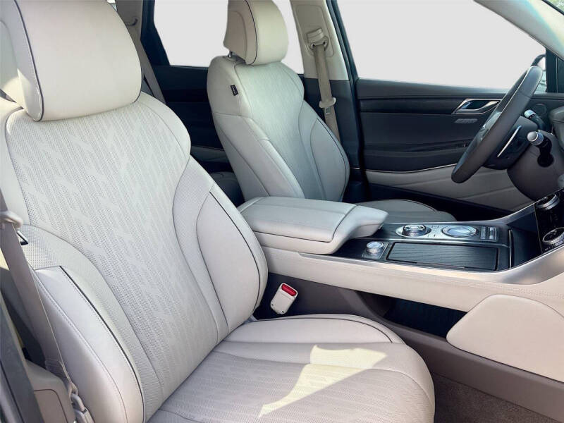 2022 Genesis GV80 2.5T