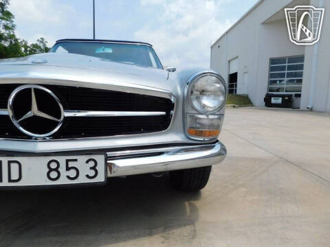 1965 Mercedes-Benz SL-Class