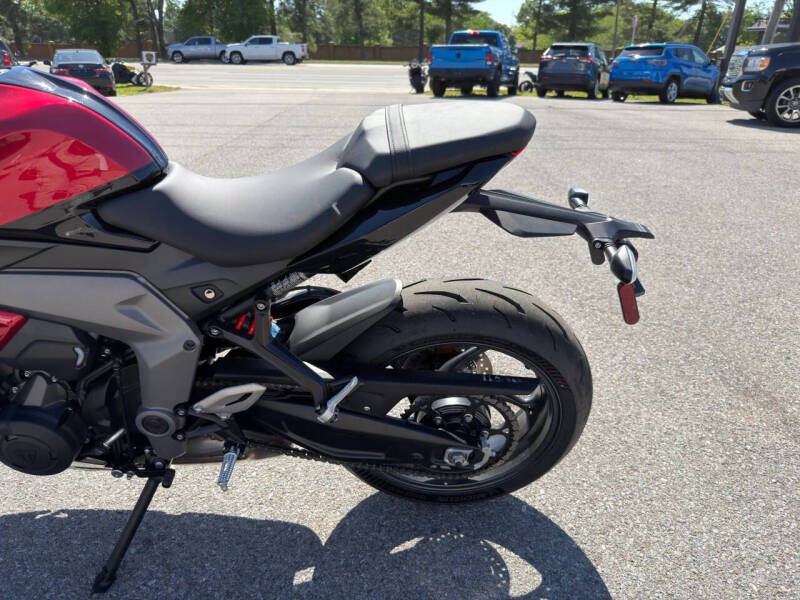 2025 Triumph Daytona 660