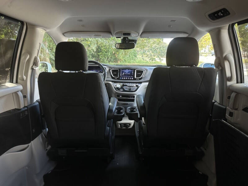 2020 Chrysler Pacifica Touring