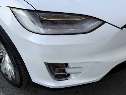 2020 Tesla Model X Long Range Plus