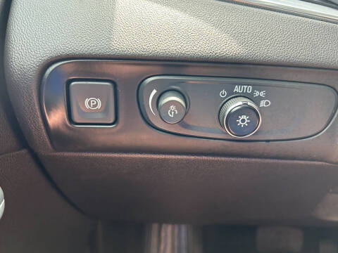 2021 Buick Enclave Essence