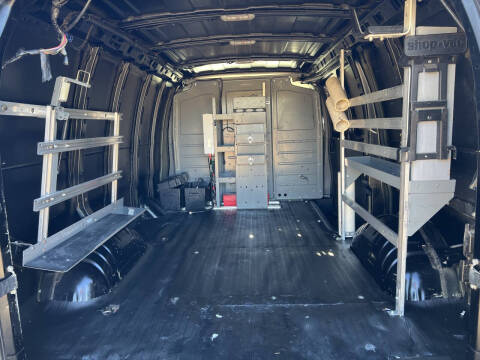 2017 Chevrolet Express 2500