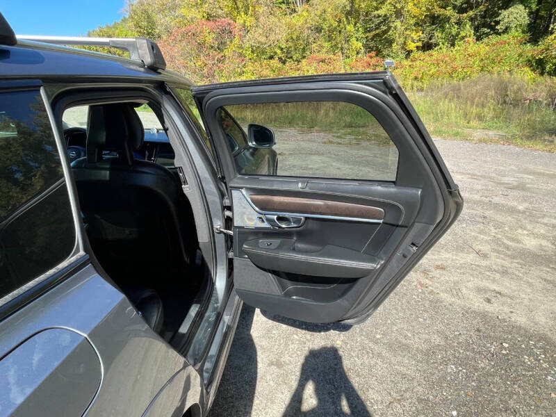 2018 Volvo V90 Cross Country T6