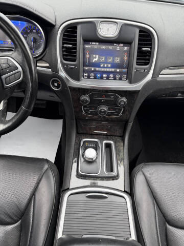 2019 Chrysler 300 Limited