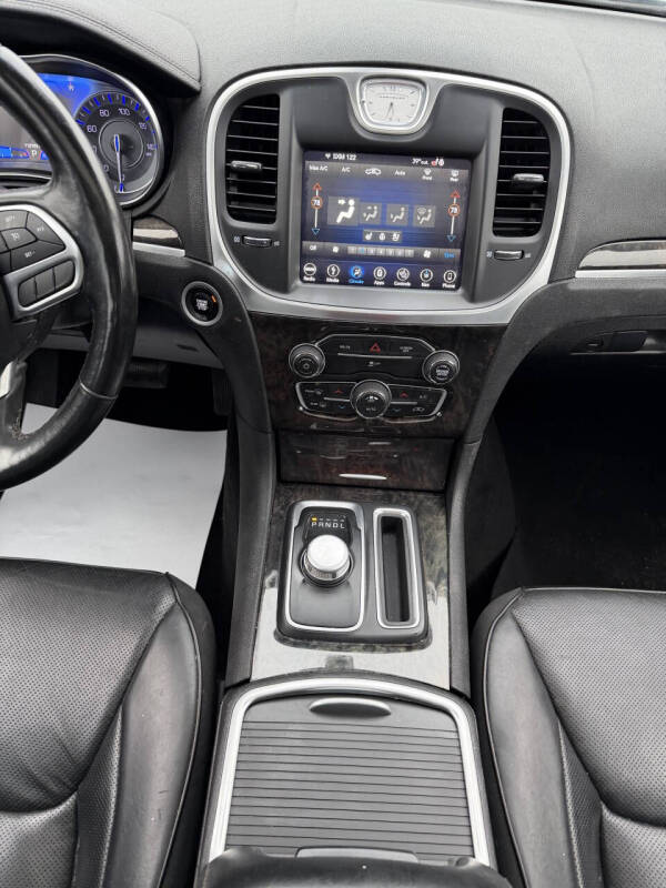 2019 Chrysler 300 Limited