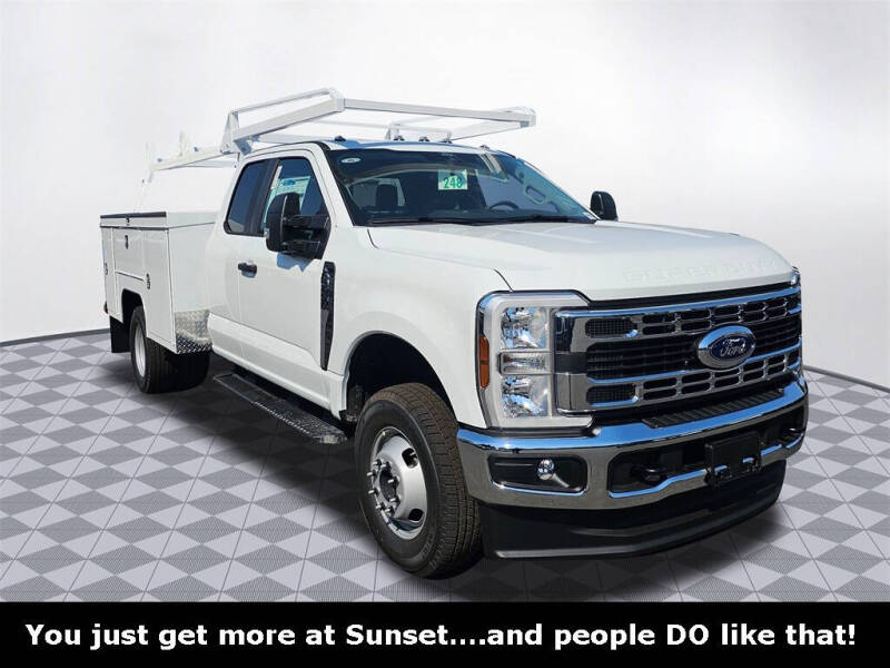 2025 Ford F-350 Super Duty XL