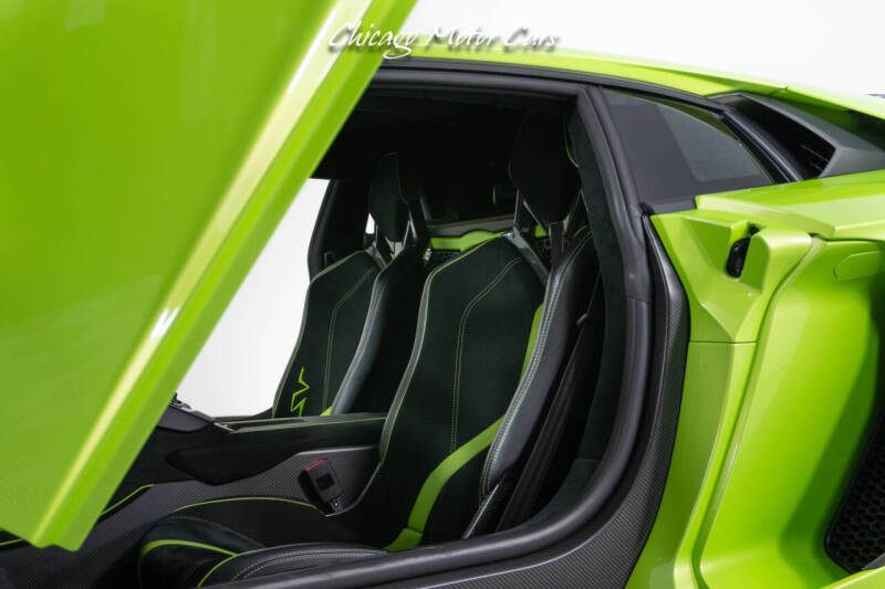 2016 Lamborghini Aventador LP 750-4 SV