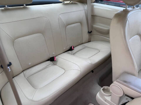 2009 Volkswagen New Beetle Base PZEV