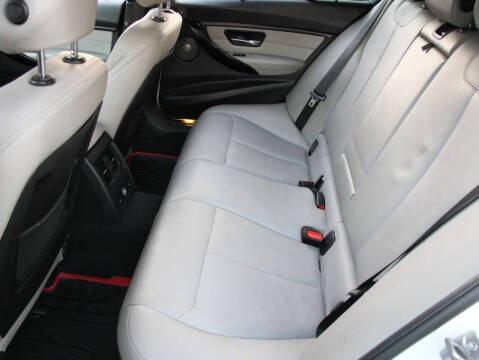 2013 BMW 3 Series 328i