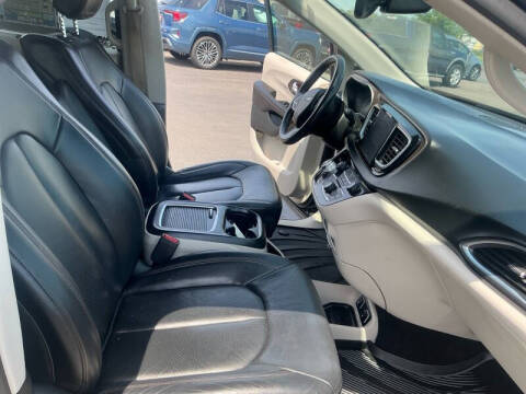 2019 Chrysler Pacifica Touring L Plus