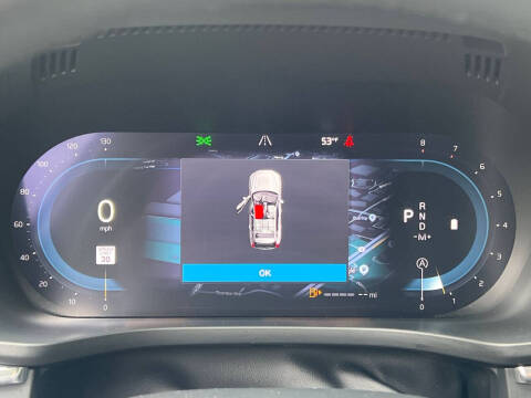 2024 Volvo XC60 B5 Core Dark Theme