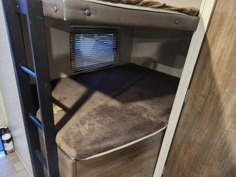 2019 Keystone RV COLEMAN