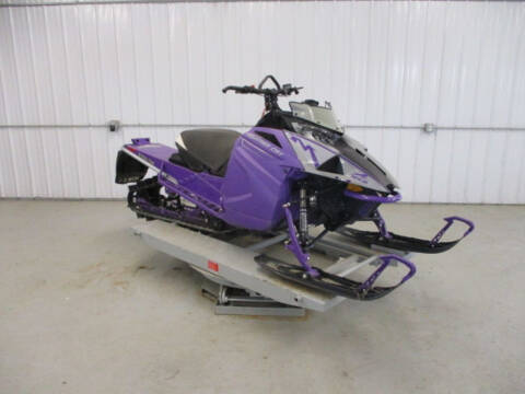 2019 Arctic Cat M 8000 Mountain Cat 153"