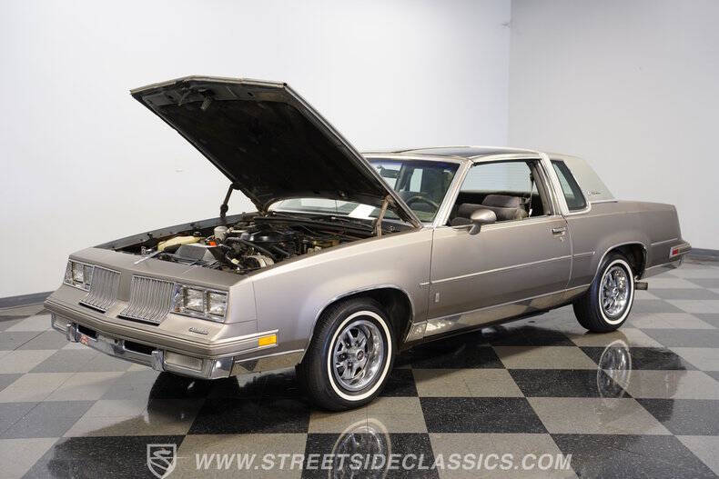 1984 Oldsmobile Cutlass Supreme Brougham