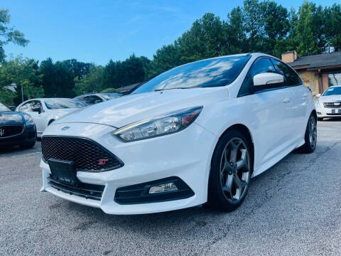 2018 Ford Focus for sale at Classic Luxury Motors in Buford GA