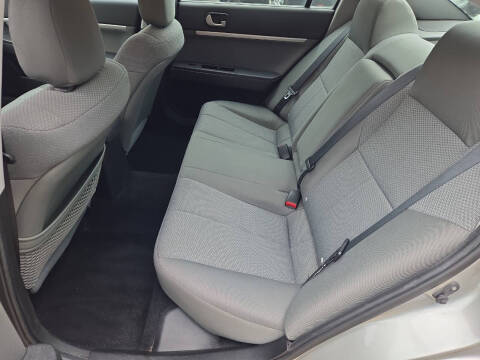 2011 Mitsubishi Galant FE