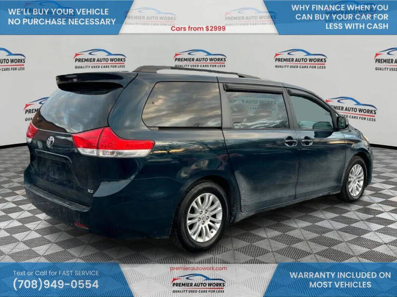 2012 Toyota Sienna