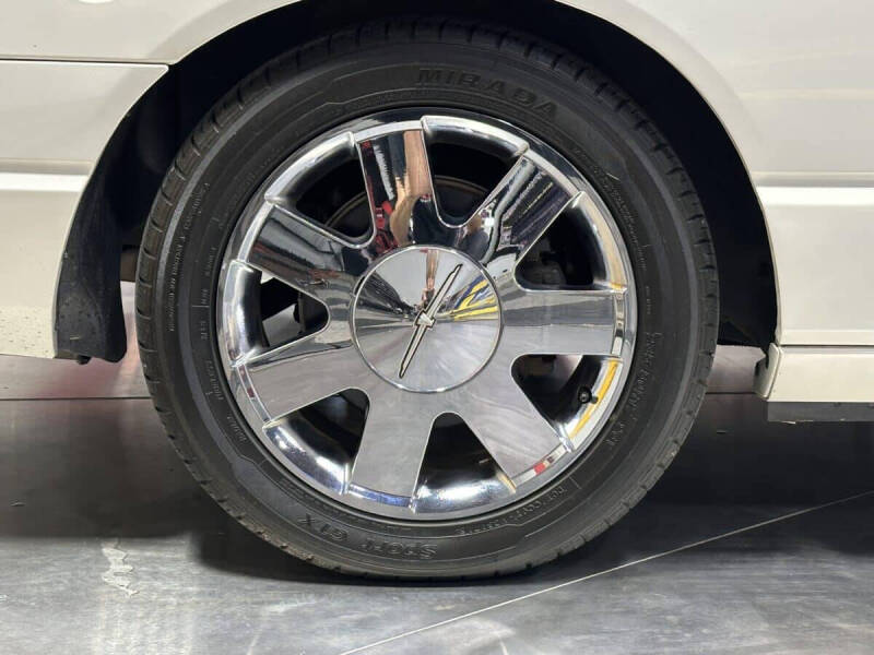 2003 Ford Thunderbird