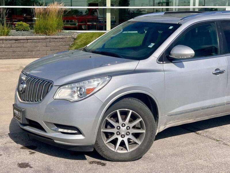 2017 Buick Enclave Leather