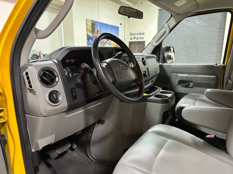 2011 Ford E-Series