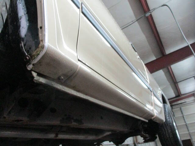 1987 Mazda B-Series B2000 LX