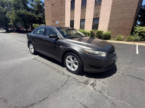 2015 Ford Taurus SEL