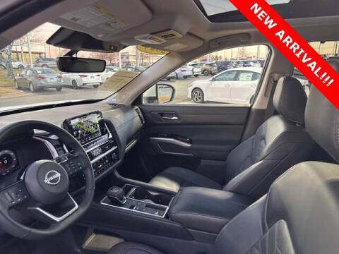 2024 Nissan Pathfinder Platinum