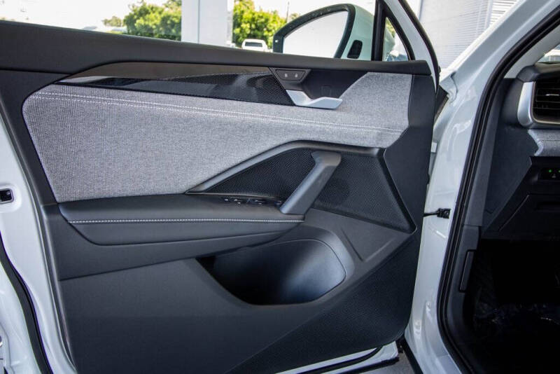 2025 Volkswagen Tiguan S