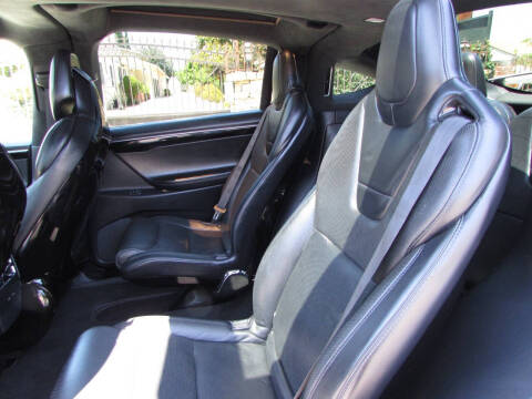 2016 Tesla Model X 90D