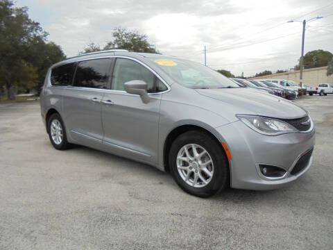 2020 Chrysler Pacifica Touring L