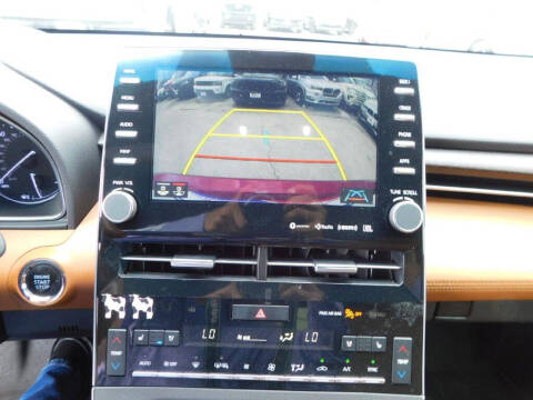 2019 Toyota Avalon XLE