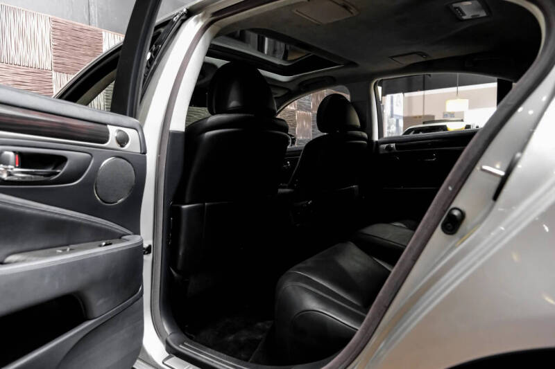 2014 Lexus LS 460