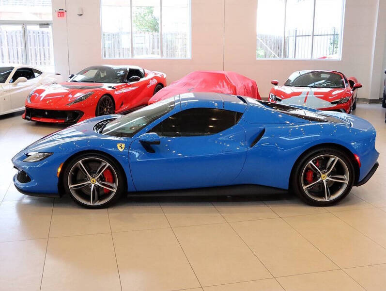 2024 Ferrari 296 GTS