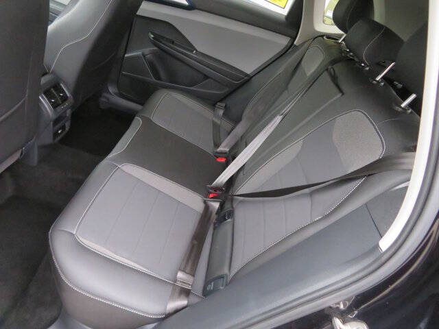 2024 Volkswagen Taos SE 4Motion