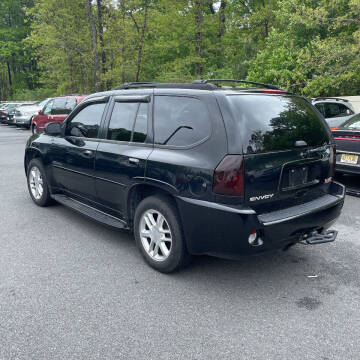 2006 GMC Envoy for sale at Court House Cars, LLC in Chillicothe OH