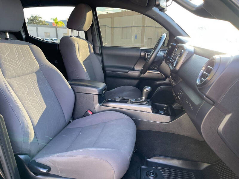 2019 Toyota Tacoma TRD Sport