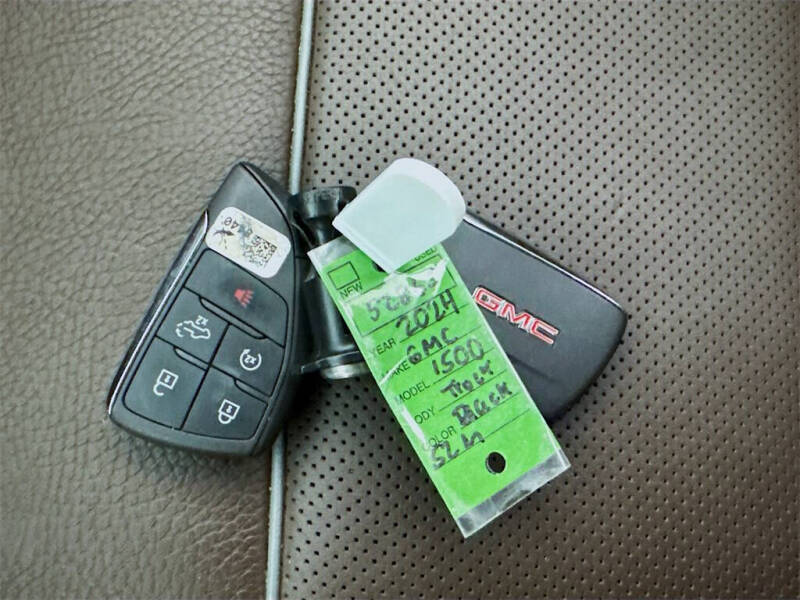 2024 GMC Sierra 1500