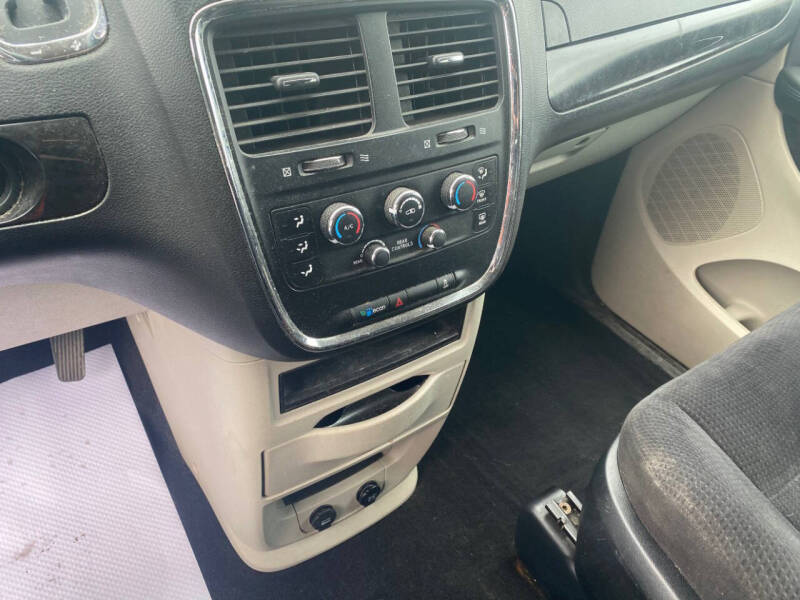 2014 Dodge Grand Caravan SE