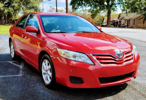 2010 Toyota Camry for sale at DealMakers Auto Sales in Lithia Springs GA
