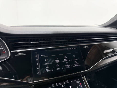 2021 Audi Q7 quattro Premium Plus 55 TFSI