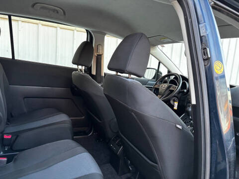 2015 Mazda MAZDA5 Sport