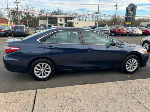 2017 Toyota Camry LE
