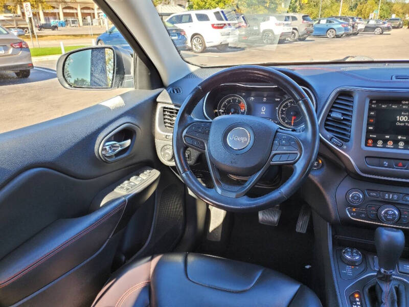 2020 Jeep Cherokee Trailhawk
