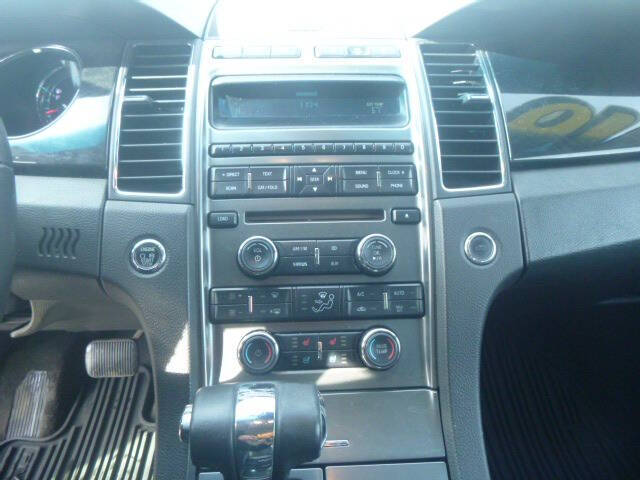 2010 Ford Taurus Limited